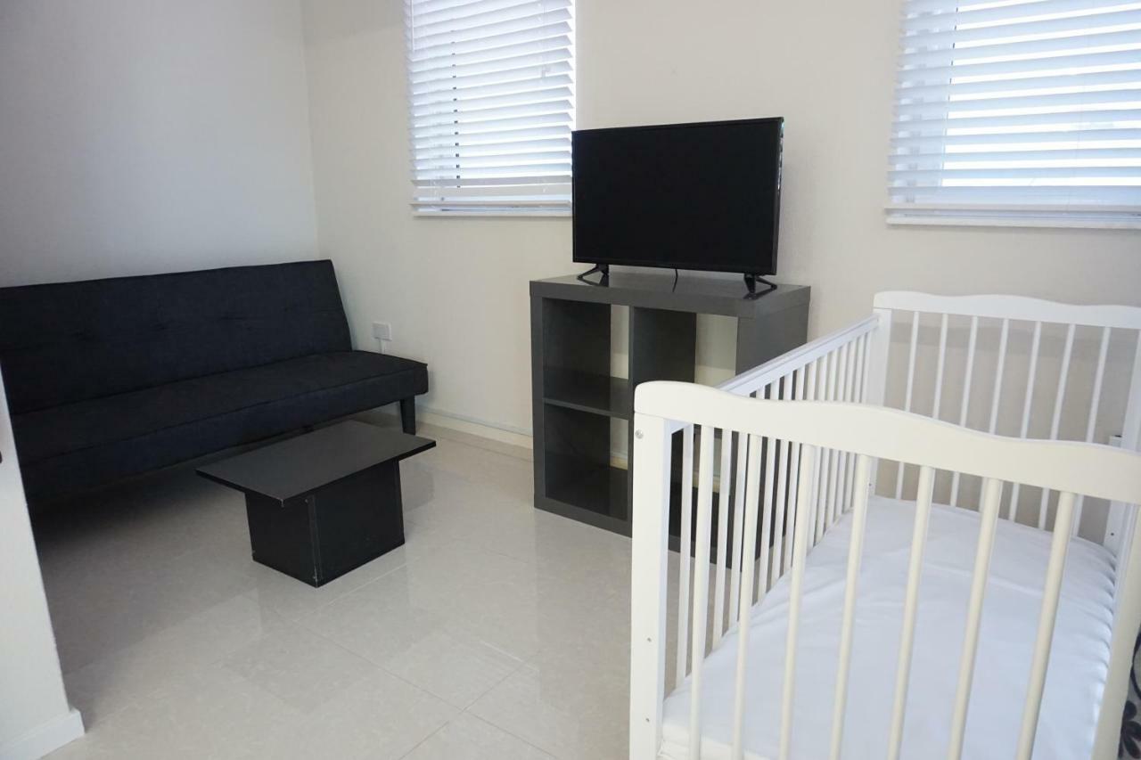 Self Contained Apartment With Private Kitchen Higher Heights, Barbados Christ Church Exterior foto