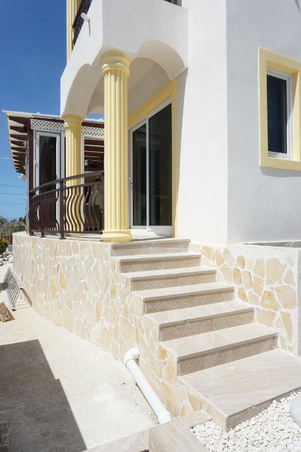 Self Contained Apartment With Private Kitchen Higher Heights, Barbados Christ Church Exterior foto